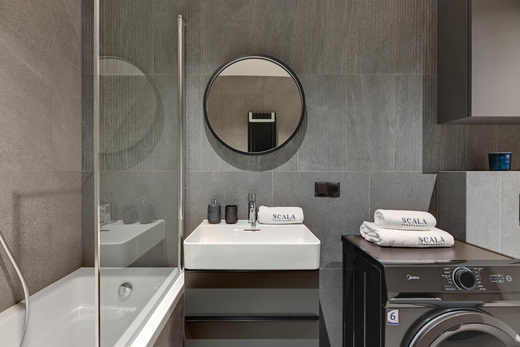 Scala 60C City Center Apartments By Lion Apartments غدانسك المظهر الخارجي الصورة